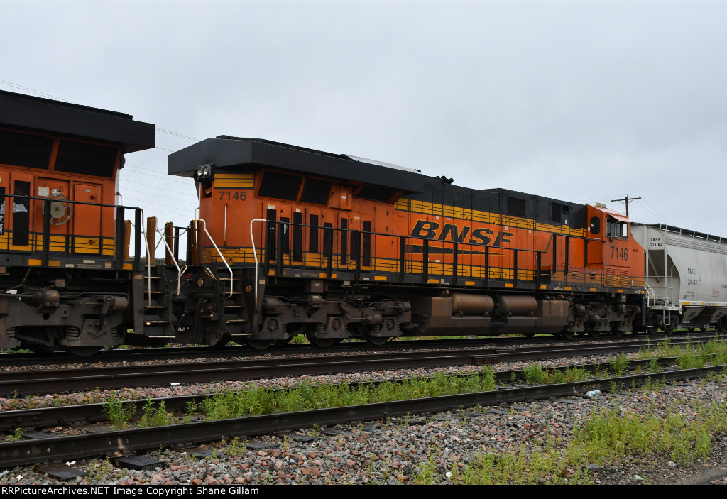 BNSF 7146 Roster shot.